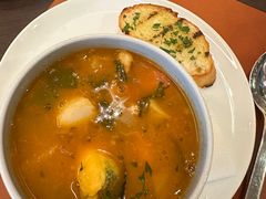 -卡佩罗意大利餐厅及酒吧Al Cappello Trattoria