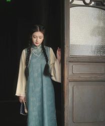 -租旗袍租礼服馆