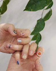 -孔雀手美甲美睫护理