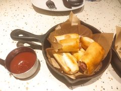 -必胜客(WOW中心城店)