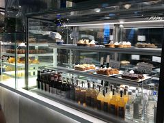 面包甜点陈列柜-Perma Café樸門(五羊店)