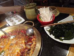 -潮火锅·麻辣牛肉火锅(观音桥方圆·LIVE店)