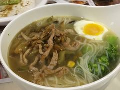 -绿茵阁(体育西分店)