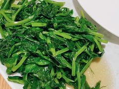 -渝信川菜 · 川味家常菜(财富购物中心店)