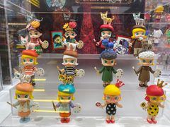 -泡泡玛特POPMART(世豪广场店)
