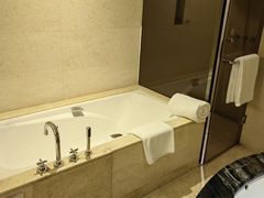 -深圳雅邦朗悦国际酒店