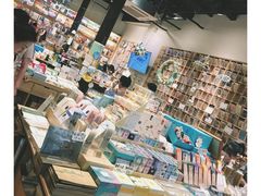 -猫的天空之城概念书店(杭州南宋御街店)