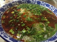 -陇上全荟兰州传统牛肉面(延吉路店)