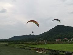-趣飞飞黑麋峰滑翔伞基地(市区咨询店)