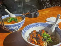 -沪西老弄堂面馆(定西路店)