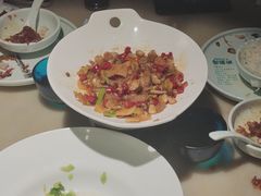 -佬麻雀·新湘菜(东方宝泰店)
