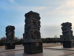 -中国人民抗日战争纪念雕塑园