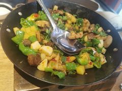 -聚鑫朋酸菜肥肠(文艺路口店)