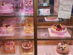 面包甜点陈列柜-巴黎贝甜(五道口店)
