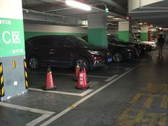 -光启城停车场