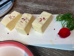 娜帕里勇-那时新疆·车师(大宁音乐广场店)
