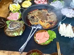 -重庆故事姊妹老火锅(财经学院店)