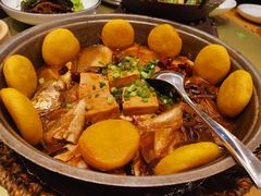 胶东鱼锅贴饼子-山东宾馆·齐鲁苑餐厅
