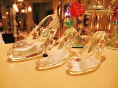 -小镇影院迪士尼小熊Duffy与他的朋友合影地