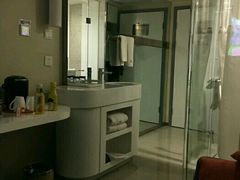 -Zsmart智尚酒店(乌鲁木齐人民广场店)