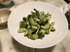 薄荷叶拌青瓜-锦府盐帮·私宴(赛特店)