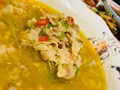 -有红鸡毛店·川菜(建设路店)