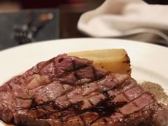 -恰餐厅及酒吧 CHAR Bar & Grill (北京丽都皇冠假日店)