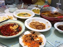 -鑫巴蜀小镇 · 水煮鱼专研店(玉桥店)