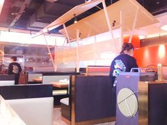 大堂-龙少爷碳火干锅(环球中心店)