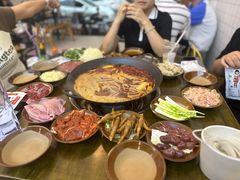 -黄潇洒老火锅(九眼桥宏济巷店)