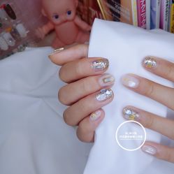 -米小兔美甲美睫