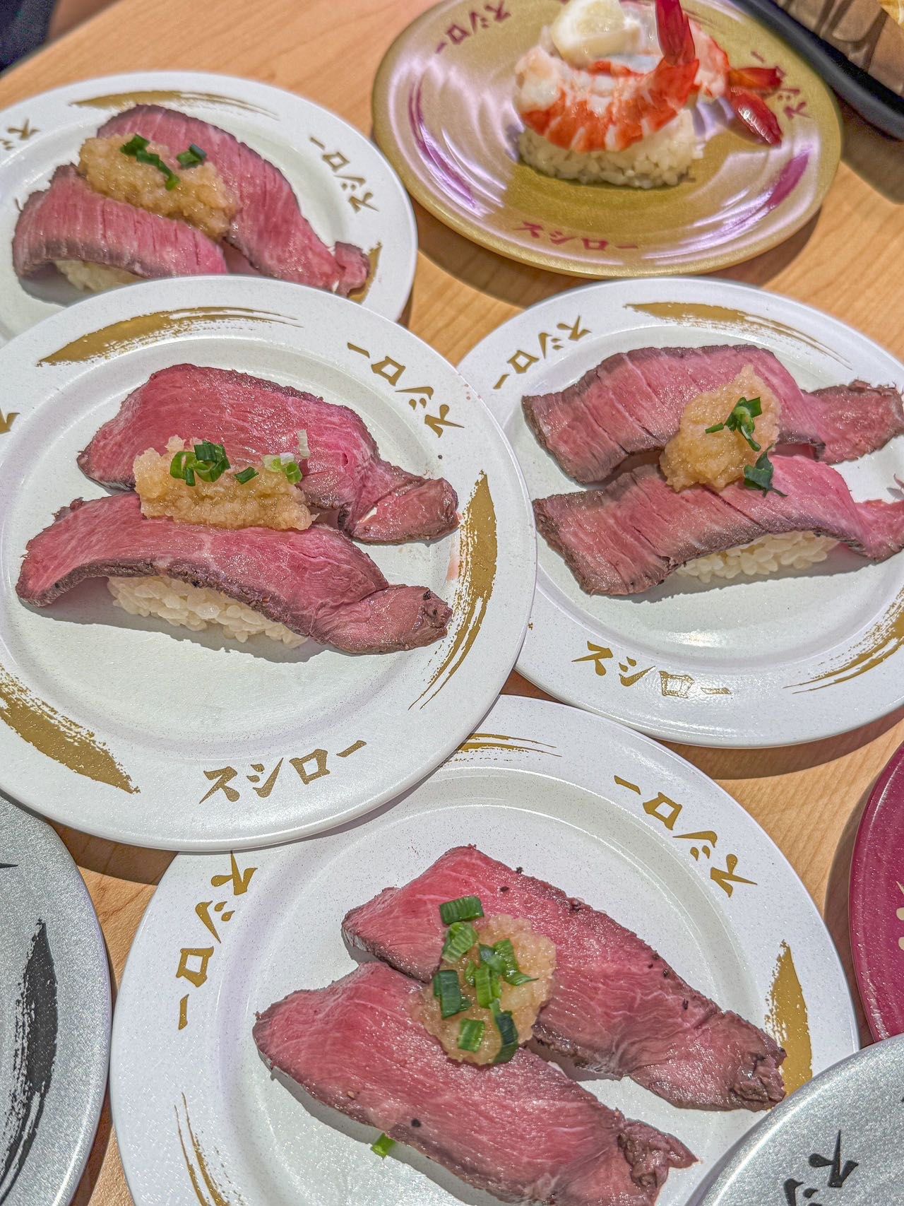 4r慢烤牛肉寿司.预计会爆火!