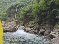 -安吉龙王山峡谷漂流