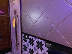 -空间8度量贩KTV(火车站店)