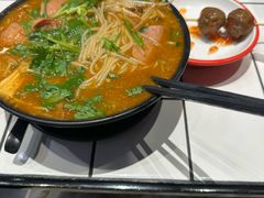 -肥汁米蘭香港米线(长宁来福士店)