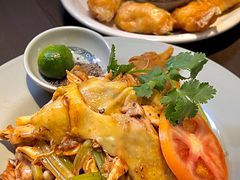 -大头虾越式风味餐厅(光明广场店)