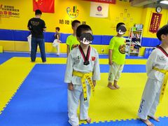 -哈喽实战跆拳道·跳绳·体能(慈云寺馆)