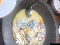 -咕嘟草帽鱼·牛奶一样的鲜鱼汤(包河万达广场创始店)