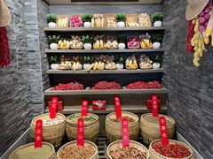零售区-哥老官重庆美蛙鱼头(宝山龙湖店)