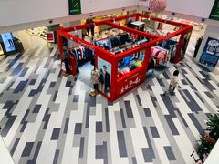 店内环境-百联临沂购物中心(临沂路店)