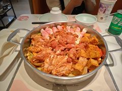 -黄记煌三汁焖锅(新佳丽江汉路店)