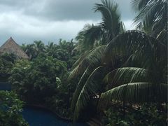 -三亚湾海居铂尔曼度假酒店