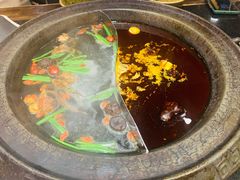 菌汤鸳鸯锅-唇辣号重庆老火锅(亦庄店)