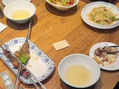 -百年吾吾子手抓肉羊羔肉(山西巷大巴扎店)