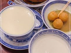 招牌姜撞奶任意配-广信牛奶甜品世家(台东店)