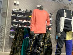 -NIKE品牌体验店(金源新燕莎店)