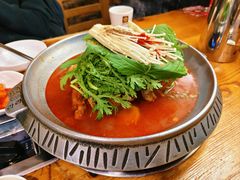 -喇喇排骨火锅·传统韩式脊骨汤(望京西园总店)