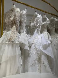 -LOVE SHINE婚纱·红鼎庄龙凤褂·妈妈装定制