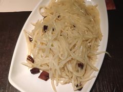 -舌尖上的食缘花园主题餐厅