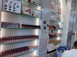 -鑫悦日式美甲美睫